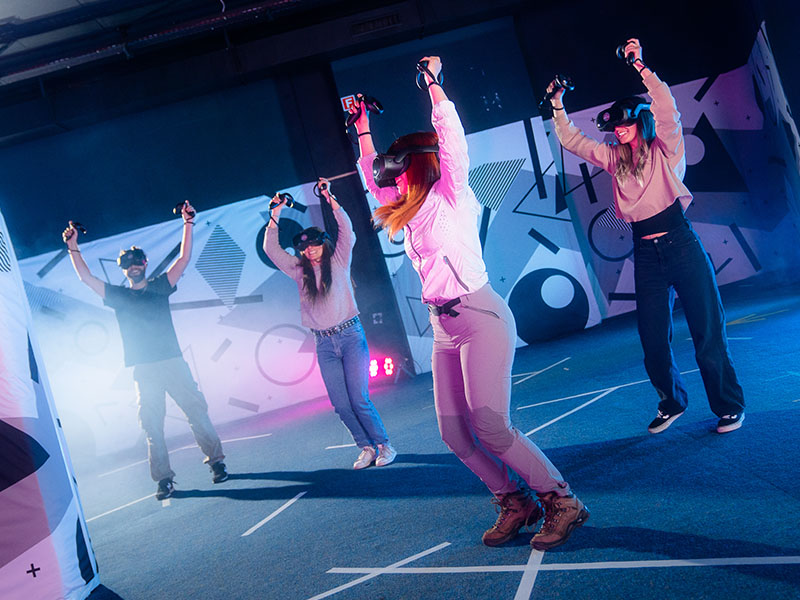 Virtual Discovery - Free-Roam Multiplayer Virtual Reality Entertainment Event Solutions